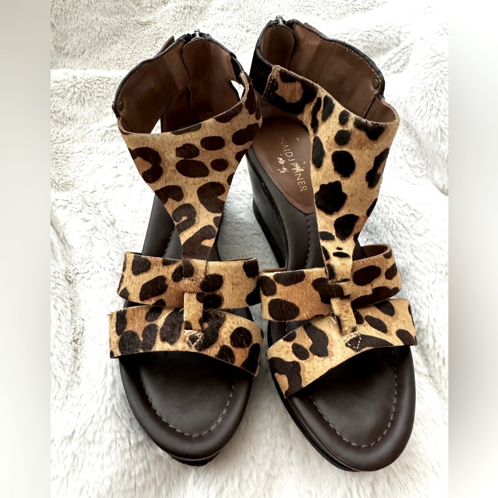 Donald J Pliner calf hair cheetah  wedge sandals size 6.5